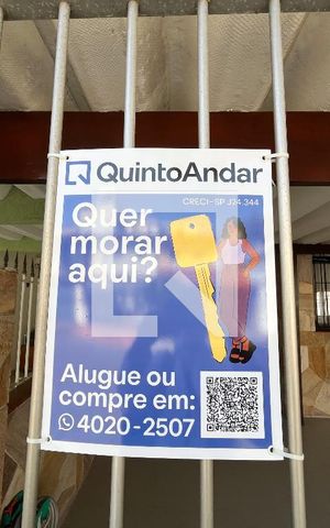 Casa à venda com 135m², 5 quartos e 2 vagas Casa à venda com 135m², 5 quartos e 2 vagasPlaquinha