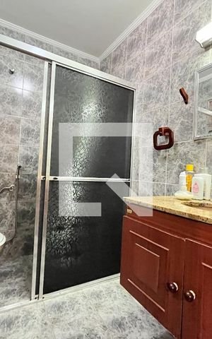 Casa à venda com 135m², 5 quartos e 2 vagas Casa à venda com 135m², 5 quartos e 2 vagasBanheiro da Suíte 2