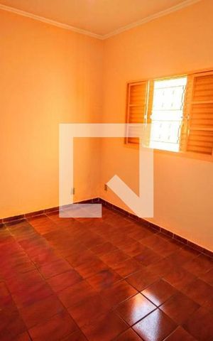 Casa à venda com 150m², 3 quartos e 2 vagas