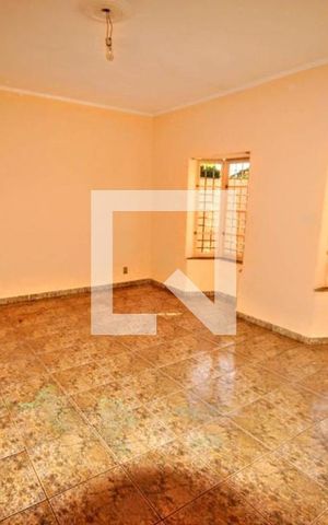 Casa à venda com 150m², 3 quartos e 2 vagas