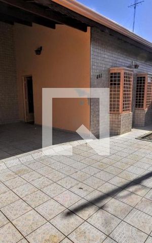 Casa à venda com 150m², 3 quartos e 2 vagas