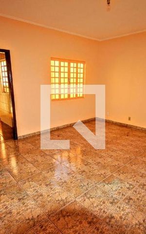 Casa à venda com 150m², 3 quartos e 2 vagas