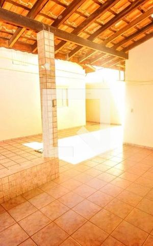Casa à venda com 150m², 3 quartos e 2 vagas