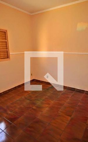 Casa à venda com 150m², 3 quartos e 2 vagas