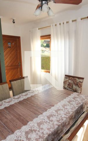 Casa de condomínio à venda com 168m², 3 quartos e 2 vagas Casa de condomínio à venda com 168m², 3 quartos e 2 vagasSala de Jantar