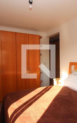 Casa de condomínio à venda com 168m², 3 quartos e 2 vagas Casa de condomínio à venda com 168m², 3 quartos e 2 vagasQuarto Suíte
