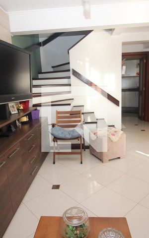 Casa de condomínio à venda com 168m², 3 quartos e 2 vagas Casa de condomínio à venda com 168m², 3 quartos e 2 vagasSala 1