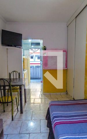 Studio para alugar com 30m², 1 quarto e sem vagaSala/Quarto