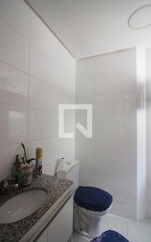 Apartamento à venda com 67m², 2 quartos e 2 vagasBanheiro Social