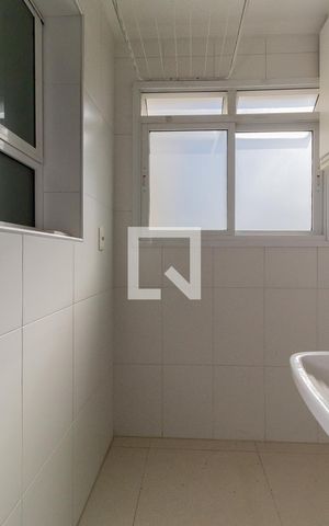 Apartamento para alugar com 75m², 3 quartos e 1 vaga Apartamento para alugar com 75m², 3 quartos e 1 vagaLavanderia