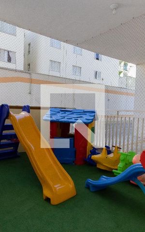 Apartamento para alugar com 75m², 3 quartos e 1 vaga Apartamento para alugar com 75m², 3 quartos e 1 vagaÁrea Comum - Playground