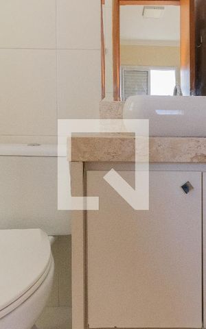 Apartamento para alugar com 75m², 3 quartos e 1 vaga Apartamento para alugar com 75m², 3 quartos e 1 vagaBanheiro da Suíte
