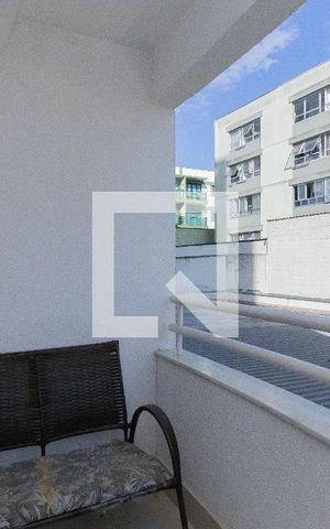 Apartamento para alugar com 75m², 3 quartos e 1 vaga Apartamento para alugar com 75m², 3 quartos e 1 vagaSacada