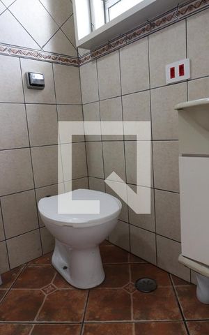 Casa para alugar com 200m², 2 quartos e 2 vagasBanheiro da Suíte