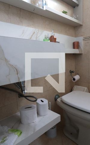 Casa para alugar com 200m², 2 quartos e 2 vagasBanheiro 1