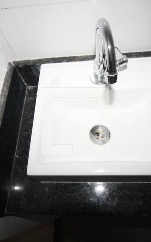 Apartamento à venda com 42m², 2 quartos e sem vagaBanheiro