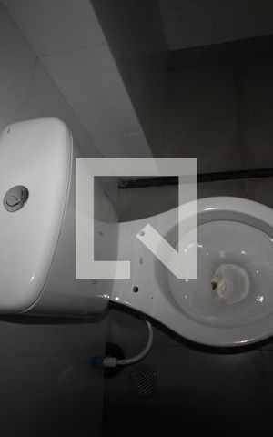 Apartamento à venda com 42m², 2 quartos e sem vagaBanheiro