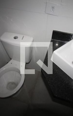 Apartamento à venda com 45m², 2 quartos e sem vagaBanheiro