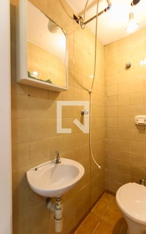 Apartamento à venda com 195m², 4 quartos e 3 vagas Apartamento à venda com 195m², 4 quartos e 3 vagasBanheiro de serviço