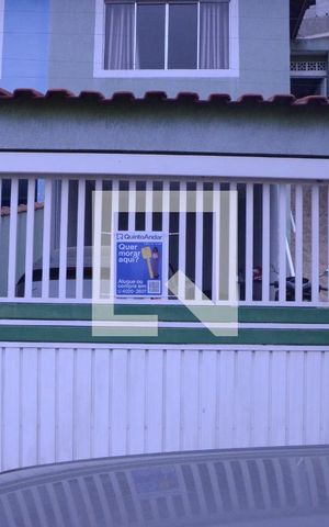 Casa à venda com 85m², 2 quartos e 2 vagasFachada