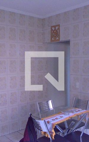 Casa à venda com 85m², 2 quartos e 2 vagasCozinha