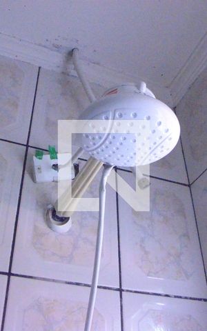 Casa à venda com 85m², 2 quartos e 2 vagasBanheiro