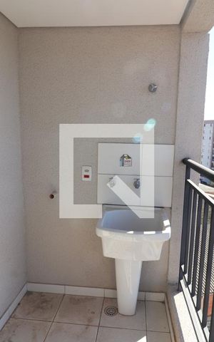 Apartamento para alugar com 24m², 1 quarto e sem vagaÁrea de Serviço