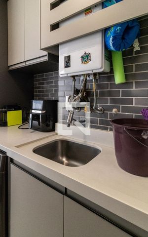 Apartamento à venda com 79m², 2 quartos e 1 vaga Apartamento à venda com 79m², 2 quartos e 1 vagaÁrea de Serviço