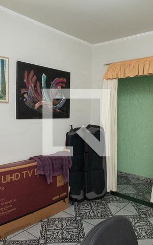 Casa à venda com 600m², 3 quartos e 8 vagas Casa à venda com 600m², 3 quartos e 8 vagasEscritório