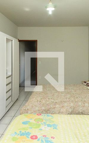 Casa à venda com 600m², 3 quartos e 8 vagas Casa à venda com 600m², 3 quartos e 8 vagasQuarto 1