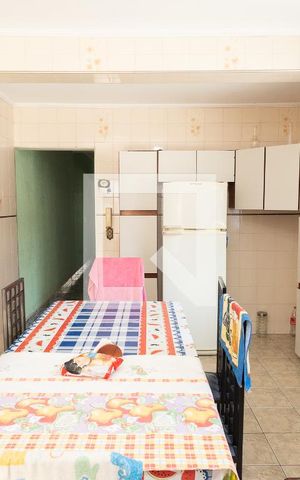 Casa à venda com 600m², 3 quartos e 8 vagas Casa à venda com 600m², 3 quartos e 8 vagasCozinha