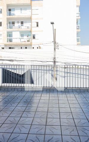Casa à venda com 600m², 3 quartos e 8 vagas Casa à venda com 600m², 3 quartos e 8 vagasVista - Sala