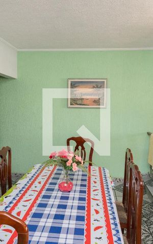 Casa à venda com 600m², 3 quartos e 8 vagas Casa à venda com 600m², 3 quartos e 8 vagasSala de Jantar