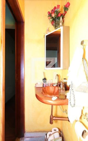 Casa à venda com 300m², 3 quartos e 4 vagasLavabo