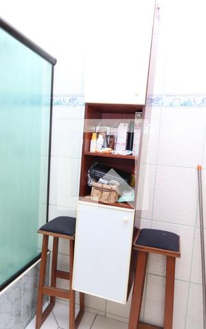 Casa à venda com 300m², 3 quartos e 4 vagasBanheiro da Suíte 2
