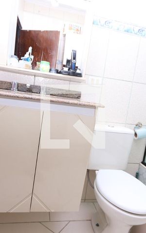 Casa à venda com 300m², 3 quartos e 4 vagasBanheiro da Suíte 2
