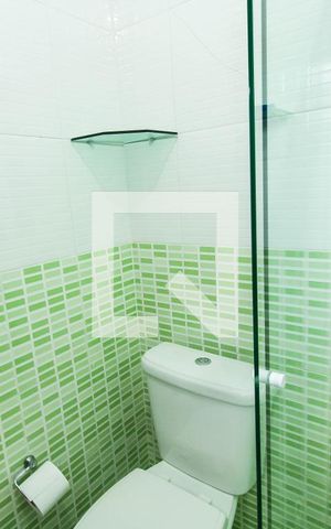 Casa à venda com 170m², 4 quartos e 2 vagas Casa à venda com 170m², 4 quartos e 2 vagasBanheiro Quarto 1