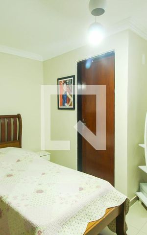 Casa à venda com 170m², 4 quartos e 2 vagas Casa à venda com 170m², 4 quartos e 2 vagasQuarto 1