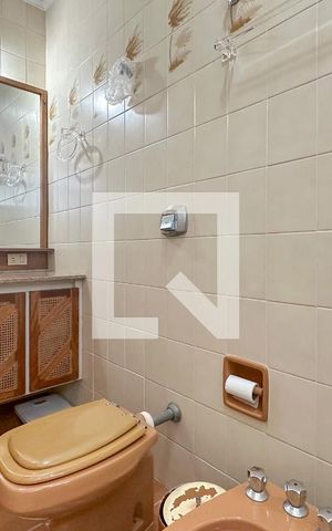 Apartamento para alugar com 180m², 3 quartos e 2 vagas Apartamento para alugar com 180m², 3 quartos e 2 vagasBanheiro 1