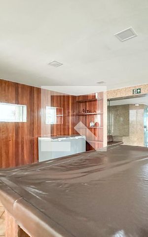 Apartamento para alugar com 180m², 3 quartos e 2 vagas Apartamento para alugar com 180m², 3 quartos e 2 vagasÁrea comum - Salão de jogos