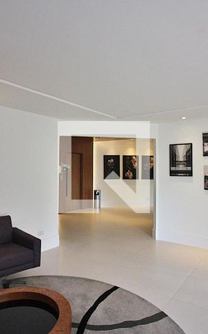 Apartamento à venda com 238m², 4 quartos e 4 vagasHall de entrada