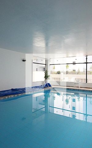 Apartamento à venda com 238m², 4 quartos e 4 vagasÁrea comum - Piscina
