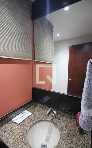 Apartamento à venda com 238m², 4 quartos e 4 vagasLavabo