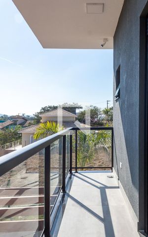 Casa para alugar com 250m², 3 quartos e 6 vagas Casa para alugar com 250m², 3 quartos e 6 vagasVaranda