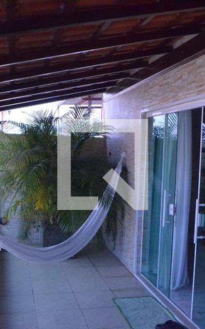 Casa à venda com 290m², 3 quartos e 2 vagasVaranda