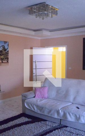 Casa à venda com 290m², 3 quartos e 2 vagasSala 1