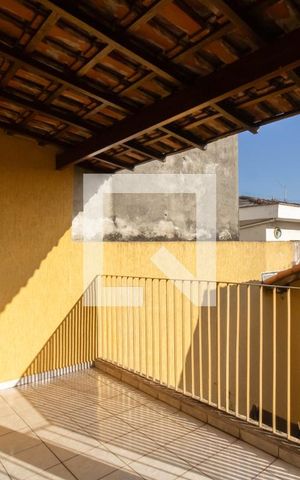 Casa à venda com 250m², 4 quartos e 4 vagas Casa à venda com 250m², 4 quartos e 4 vagasVaranda da Edícula