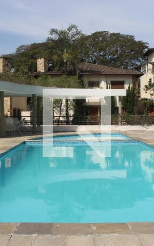Casa de condomínio para alugar com 290m², 5 quartos e 3 vagasÁrea comum - Piscina