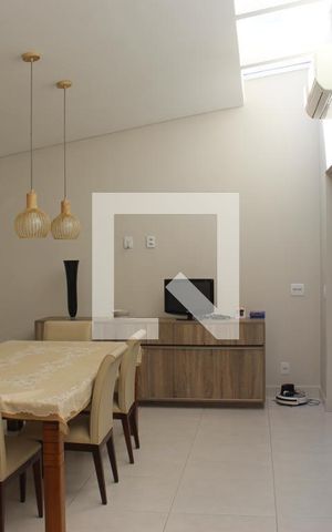 Casa de condomínio para alugar com 290m², 5 quartos e 3 vagasSala de Jantar