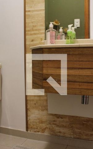 Casa de condomínio para alugar com 290m², 5 quartos e 3 vagasLavabo